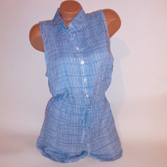 Attention‎ Romper - Picture 1 of 7